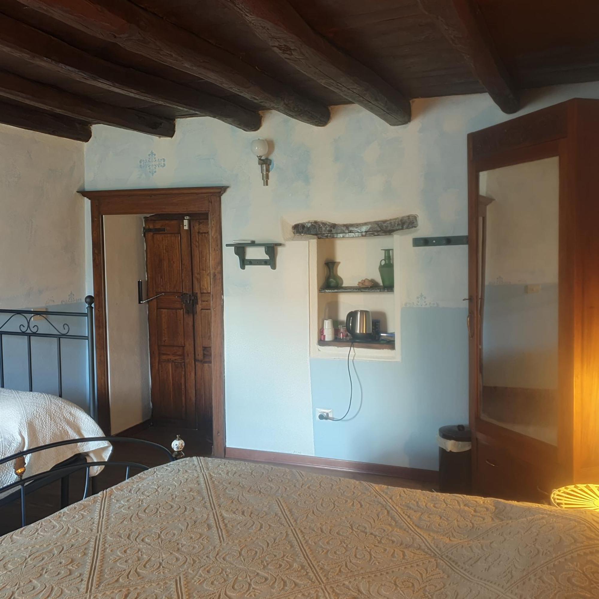 Sardinia Retreat Base Is Your 14Th Century Home With Expert Tips ซานตู ลุสซัร์จิว ห้อง รูปภาพ